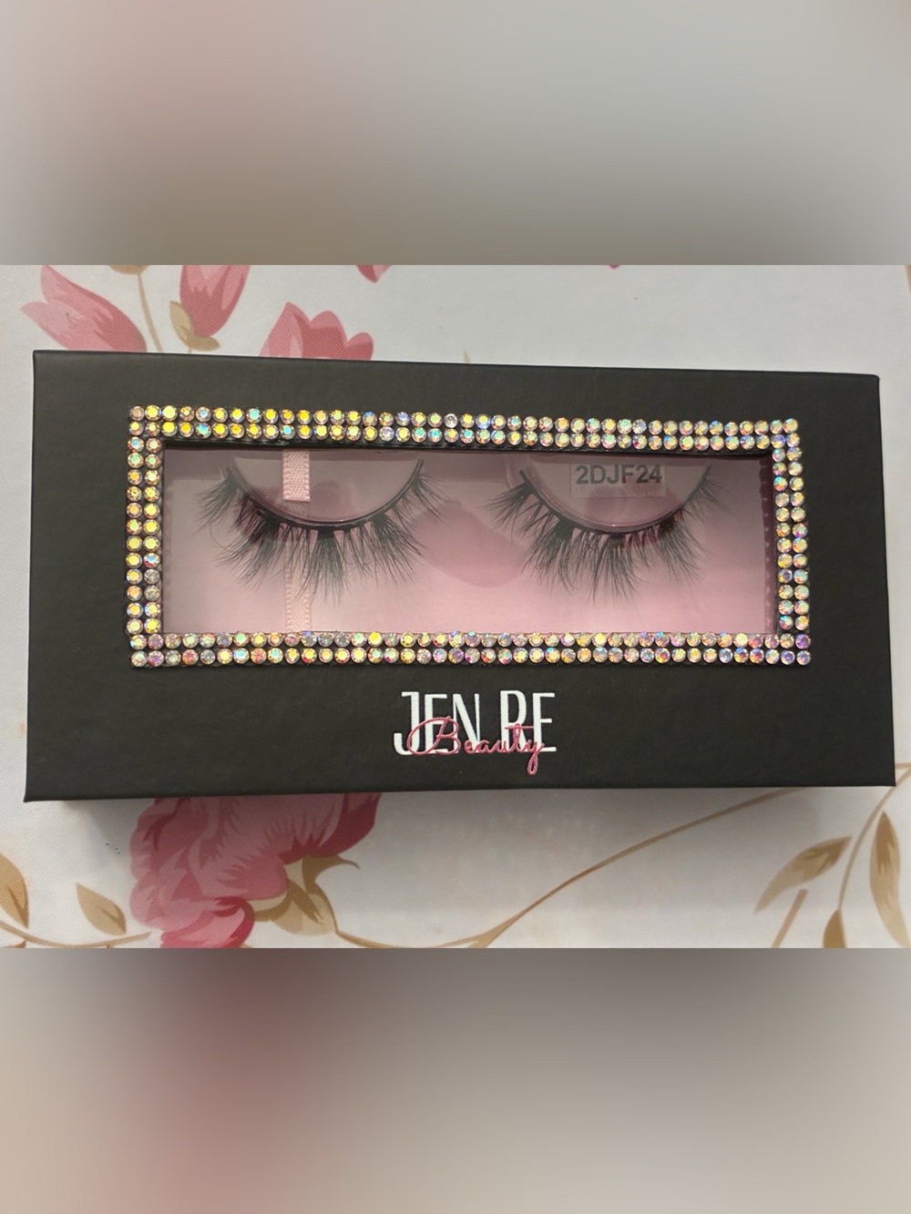 Jen Re Beauty Lashes
